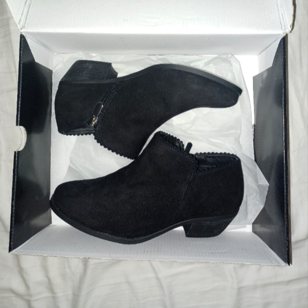Torrid Scalloped faux suede ankle bootie
